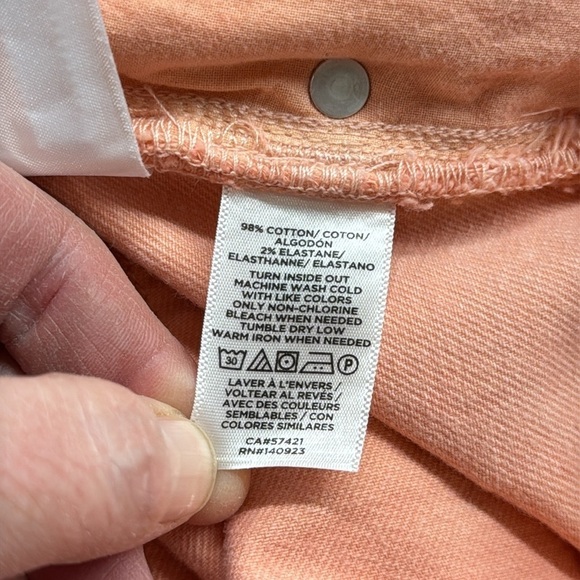 LOFT NWT Peach Pink Denim High Rise The Cut Off Jean Shorts Size 25 - Picture 7 of 7